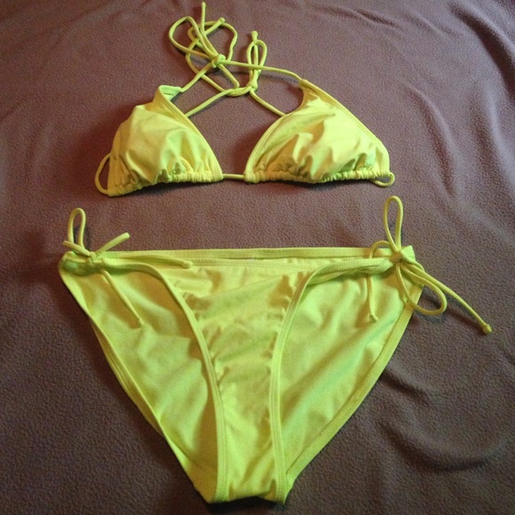 neon Bikini!!