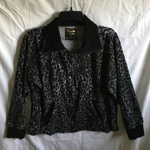 Three hearts zip up light sweat shirt