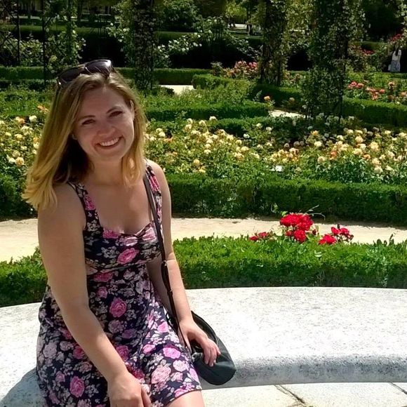 Meet your Posher, Kayla - Picture 1 of 1