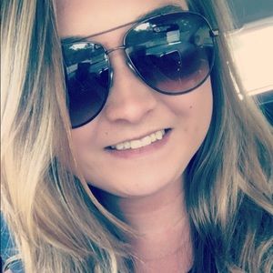 Meet your Posher, Tori