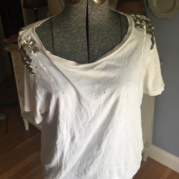 T shirt - Picture 1 of 3