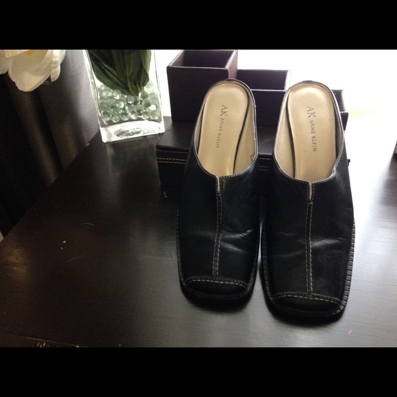 Ann Taylor leather slip ons, size 6.5