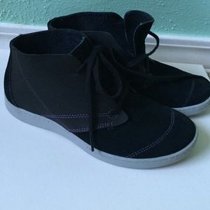 Ahnu Pier 3 Sneakers/casual athletic shoes