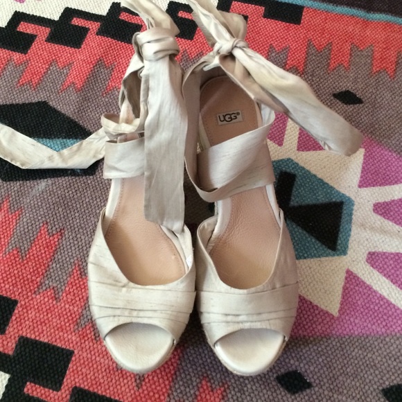 UGG espadrilles