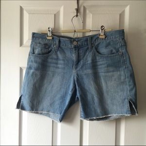 Gap 1969 boyfriend cutoff shorts