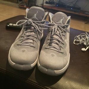 Air Jordan Superfly IV white and grey size 10