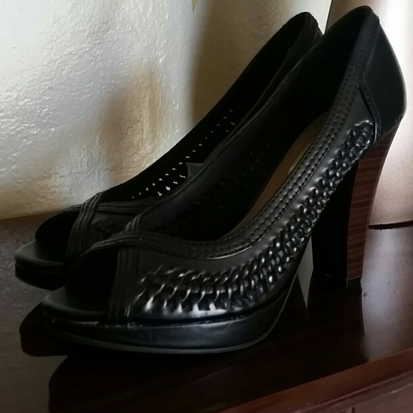 Lovely peep toes