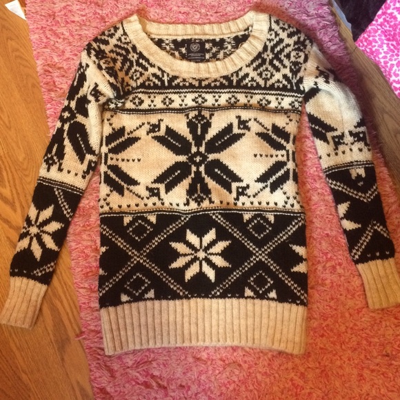 American eagle winter sweater