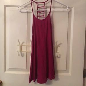 Dark pinkish red tank