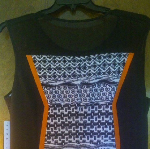 ILE New York Dress - Picture 2 of 4