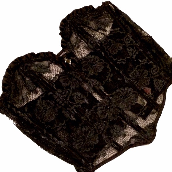 Victoria's Secret Tops - Victoria's Secret🌹Vintage Bustier Size 32