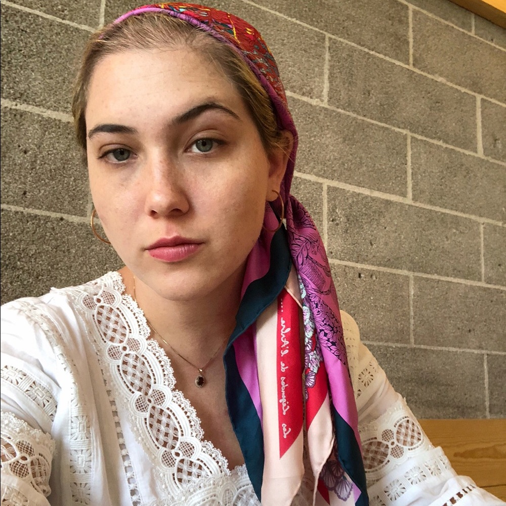 Meet your Posher, Madeline