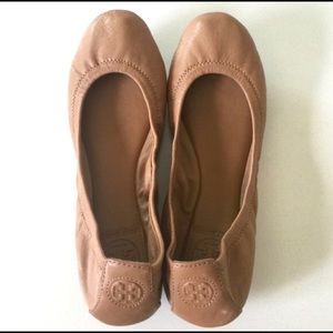 Authentic Tory Burch's Eddies flats.