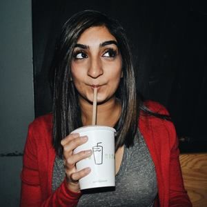 Meet your Posher, Zaynab