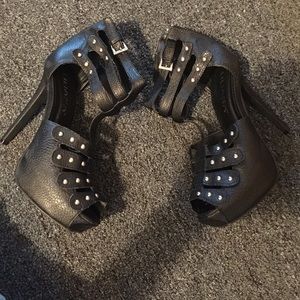 Liliana Shoe