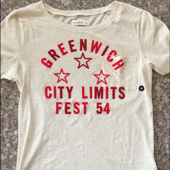 Abercrombie festival tee and black tank