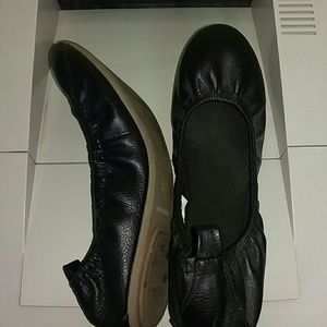 Old Navy Black flats