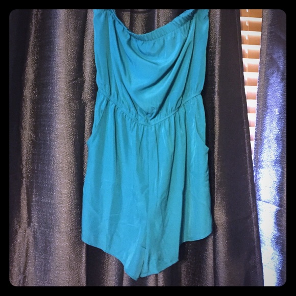 Cute romper!!
