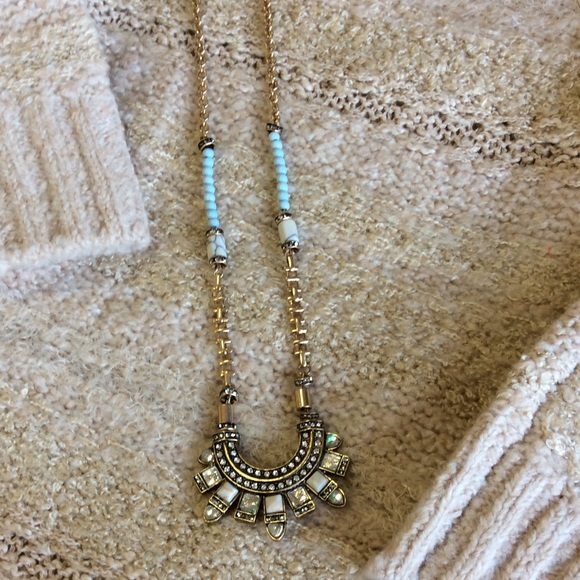 โ ๏ธ FLASHSALE ๐ Statement Necklace - Picture 3 of 3