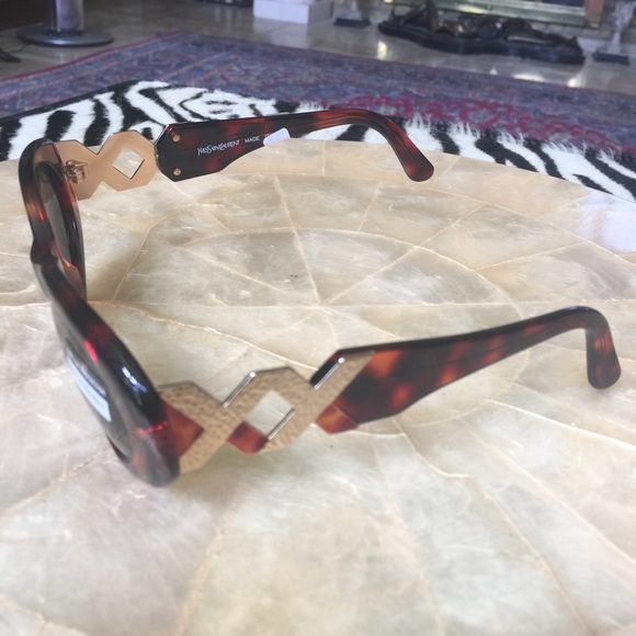 New Yves Saint Laurent Vintage Sunglasses