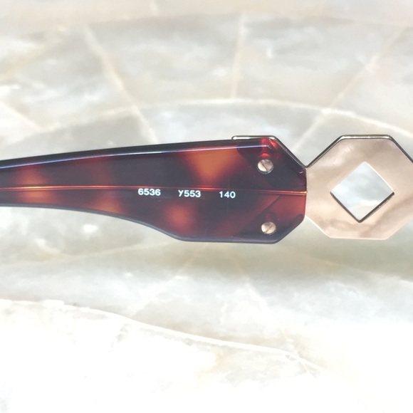 New Yves Saint Laurent Vintage Sunglasses