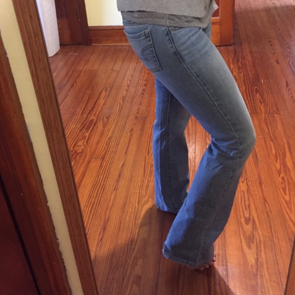 🚫SOLD🚫🎉CLEARANCE American Eagle jeans - Picture 2 of 3