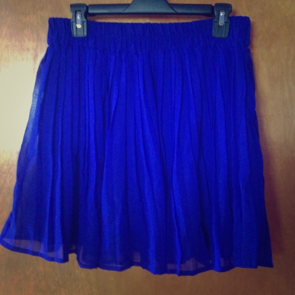 Pleated Chiffon Blue Skirt