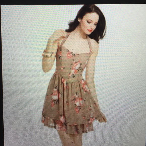 Guess dress sleeveless Ingrid floral tiered halter