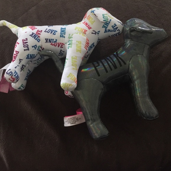 2 VS pink dogs