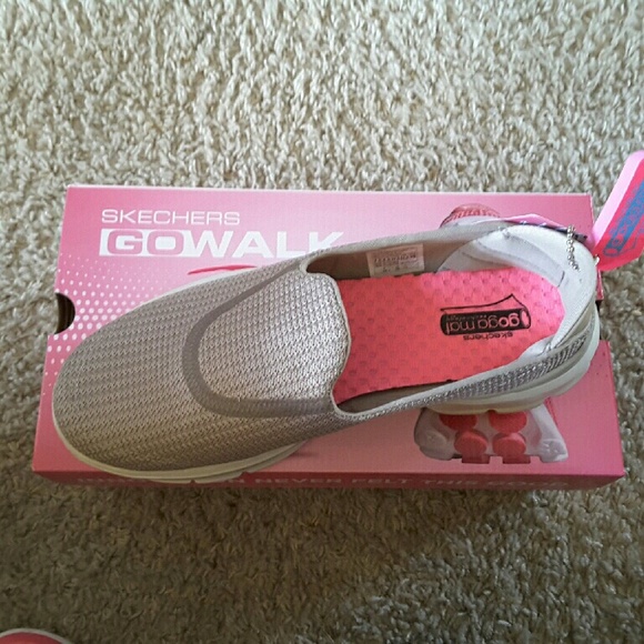 Skechers new in box
