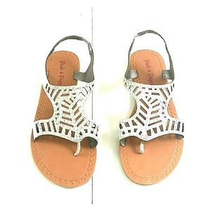 Pink & Pepper silver rhinestone sandal, New sz 9