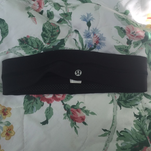lululemon athletica Accessories - Lululemon headband