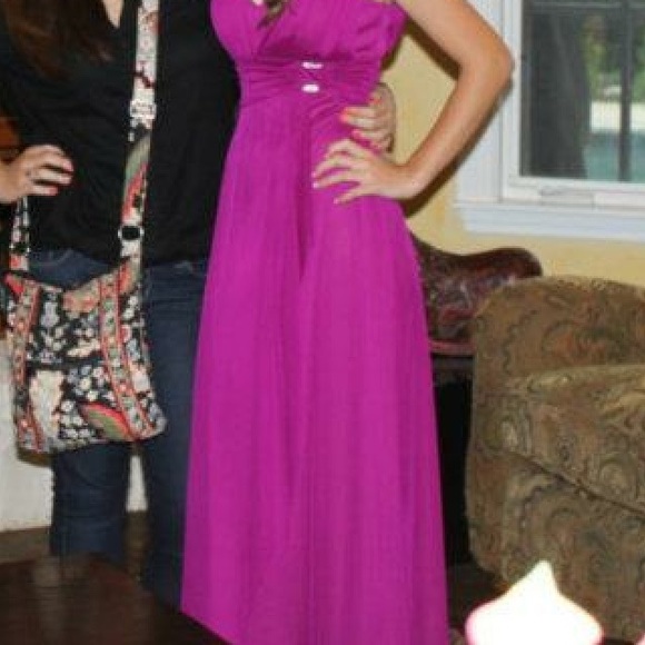 Prom dress - Picture 3 of 4