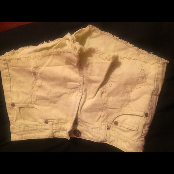 High waisted shorts - Picture 2 of 2