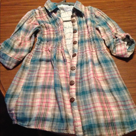 Maurices 3/4 sleeve shirt. Size medium.