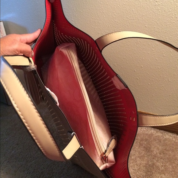 Bag/Purse - Picture 3 of 3