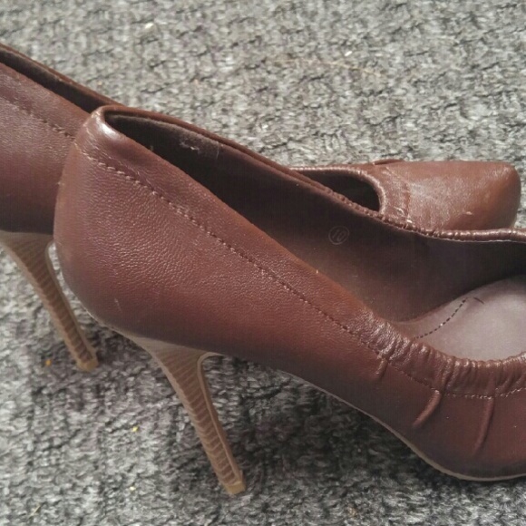 Brown shoes hills size 10 (miss me) Brand