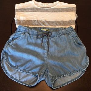Gianni Bini - Chambray Shorts