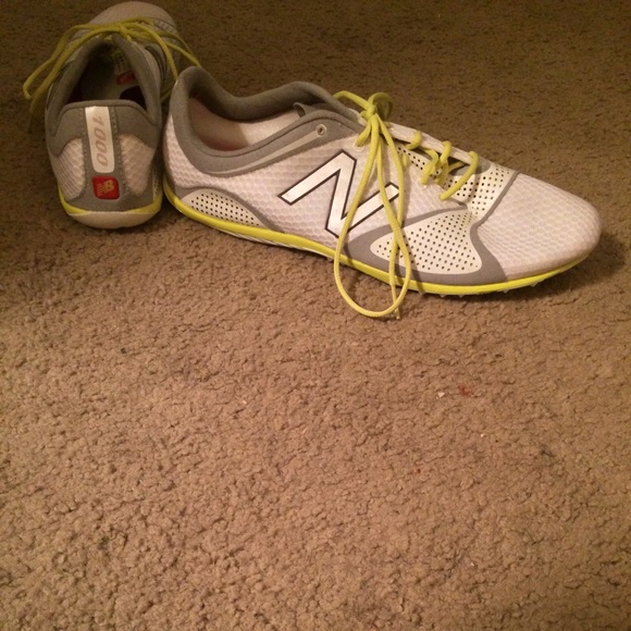 Brand new women's New Balance golf shoes