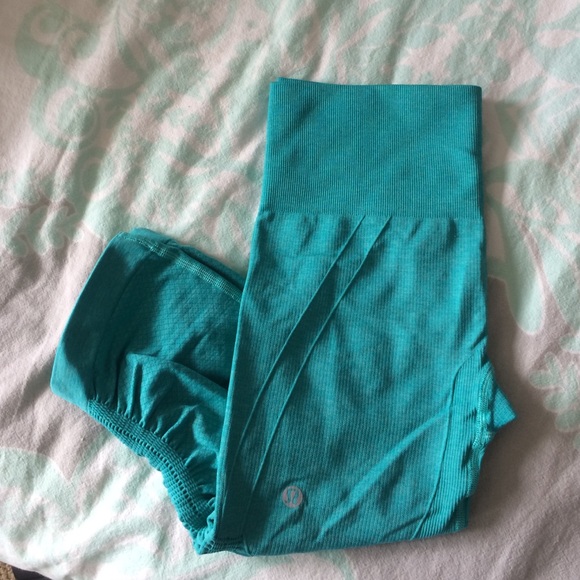 lululemon athletica Pants - Lululemon In The Flow Crops
