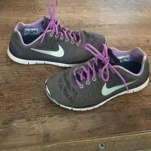 Nike Free SIZE 7.5
