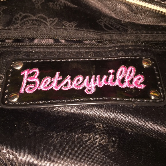 Handbag - Picture 3 of 3