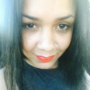 Meet your Posher, Kylee