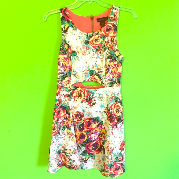Flirty, Floral Cut-Out Dress