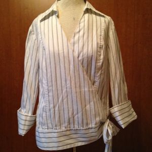 Ann Taylor button down blouse