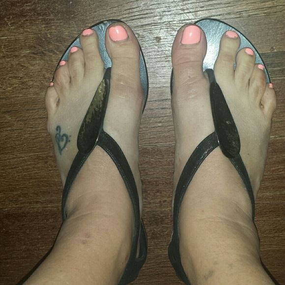 SOLD.  Gorgeous black sandals - Picture 1 of 4