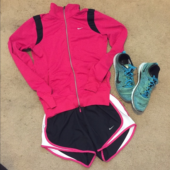 Fuischa Nike running jacket ‼️