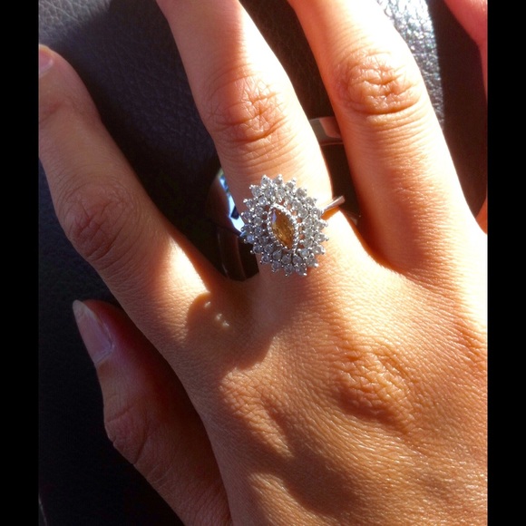Jewelry - 💐White sapphire & Citrine ring 925💐