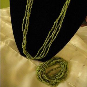 Set of seed bead necklace and bracelet