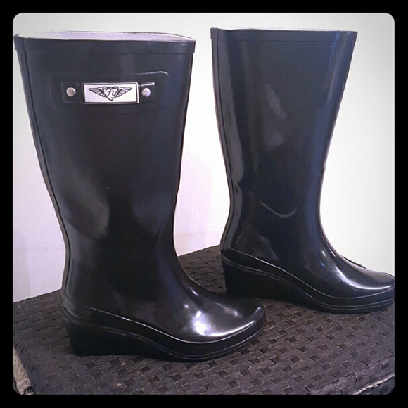 Wedge Rain Boots / Rubber Boots